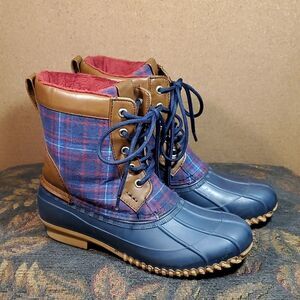 Tommy Hilfiger Roberta Navy and Plaid Duck Boots